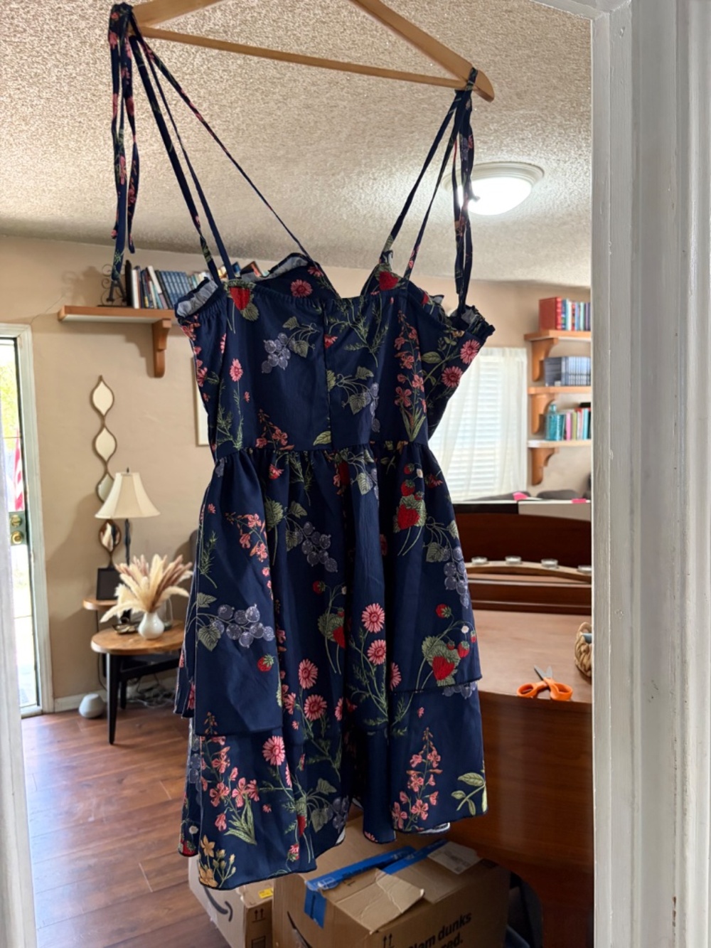 🍎 NWT Cider Navy Floral Ruffle Tie-Back Mini Dress Size Medium 🍓🌷 - Picture 6 of 10